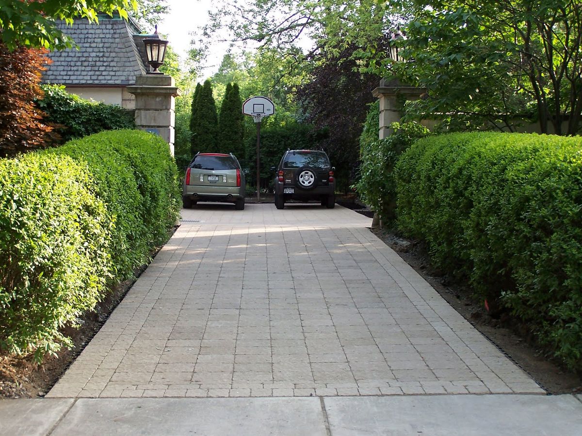 Paver driveway